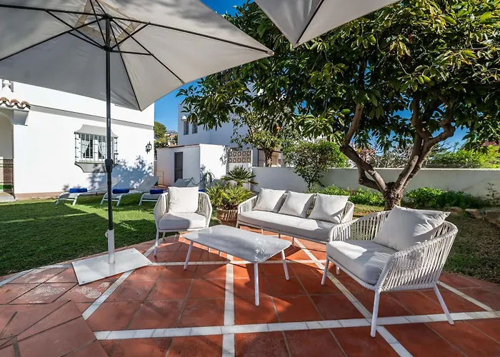 Olivo Family With Pool In Centre Willa Marbella