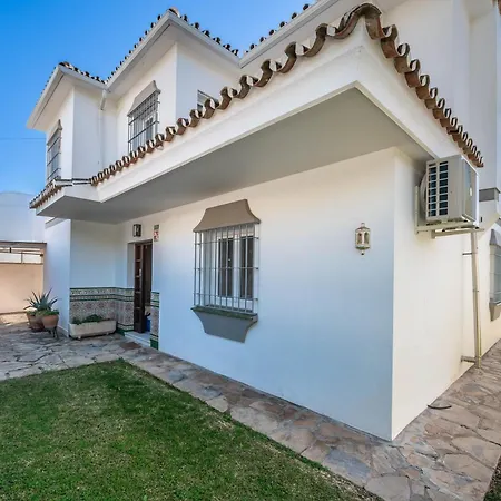 Olivo Family With Pool In Centre * Marbella