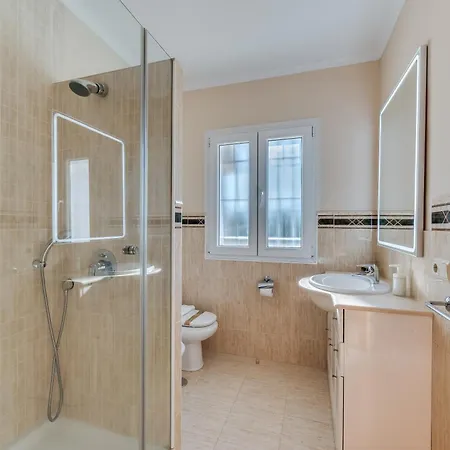 Olivo Family With Pool In Centre * Marbella