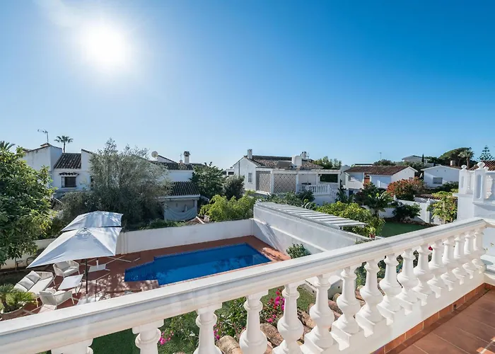 Olivo Family With Pool In Centre *