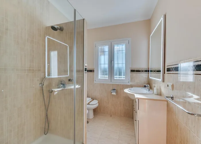 Olivo Family With Pool In Centre * Marbella