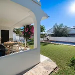 Olivo Family With Pool In Centre * Марбелья