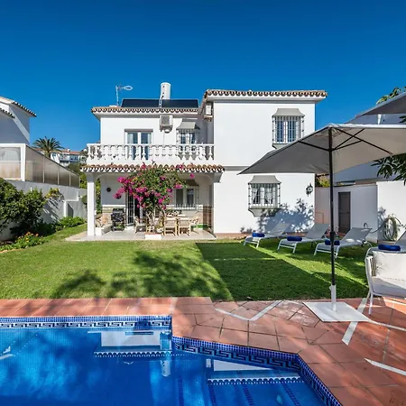 Olivo Family With Pool In Centre Вилла Марбелья