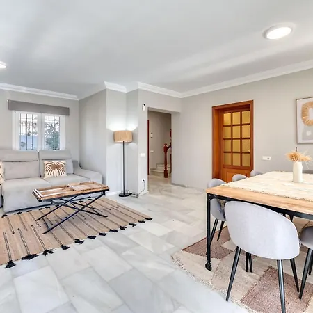 וילה Olivo Family With Pool In Centre *