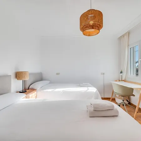 Olivo Family With Pool In Centre *