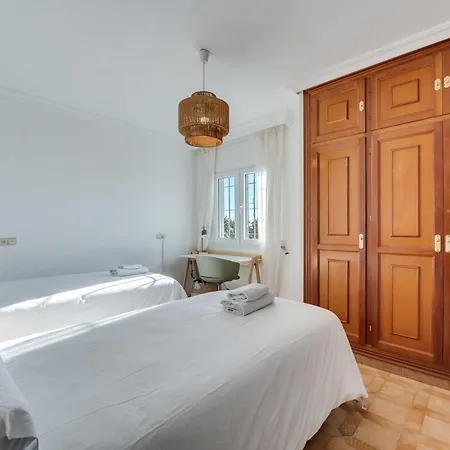 Olivo Family With Pool In Centre Villa Marbella